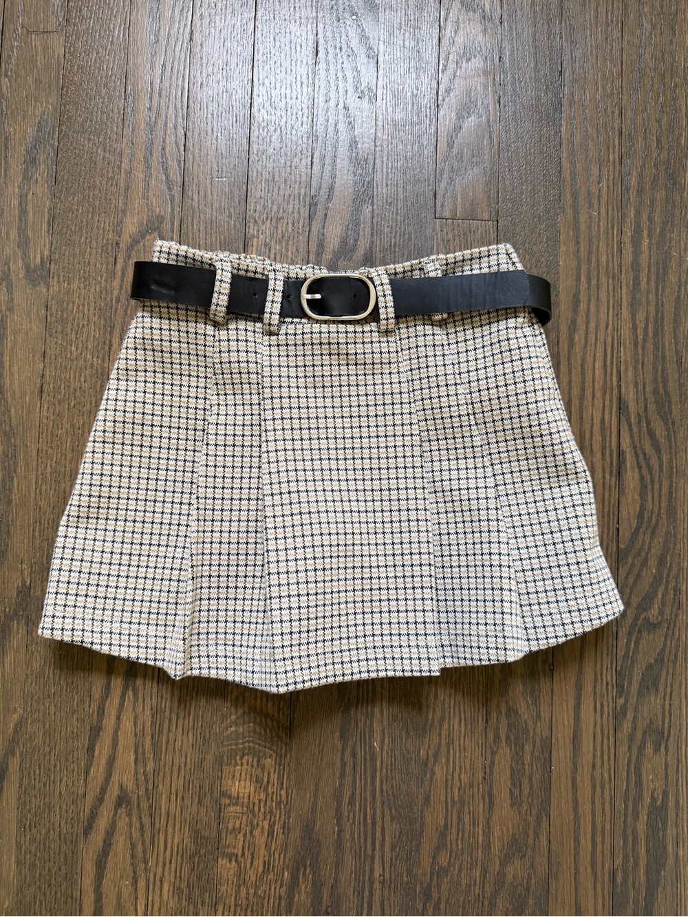 Size 7 Girls - Zara Beige and Black Checked High-Waist skort with Black Belt